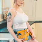 Carly Rae Summers in 'Plumber's Pussy'