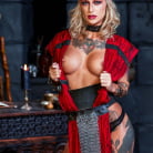 Kleio Valentien in 'Quest: Scene 3'